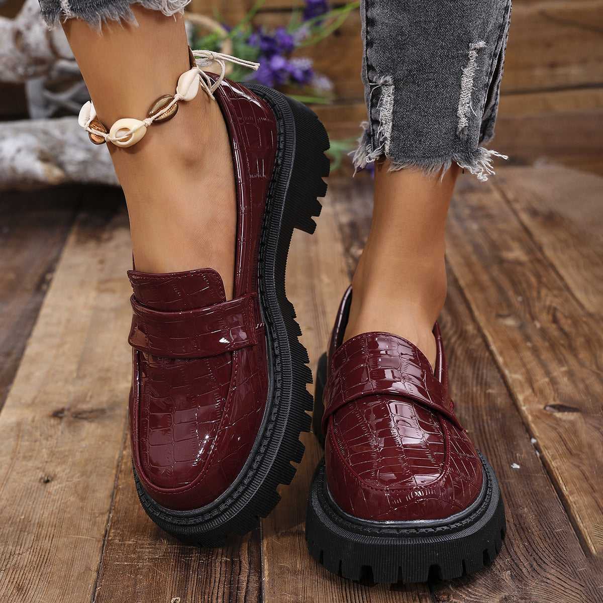 DELACROIX | Lakloafers met Gripzool Florence